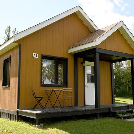 Chalets Du Lac Matapedia Val-Brillant Екстер'єр фото
